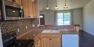 3 Beds, 2 Baths, Fenced Backyard Gallery 1