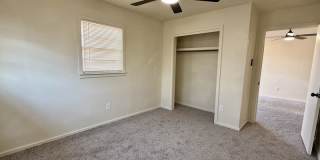 703 47th Street - B Gallery 4