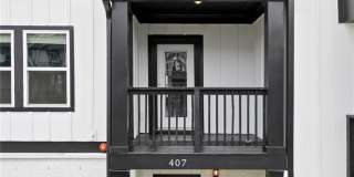407 Lincoln Street Gallery 50