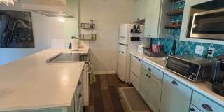 Stylish Ground Level Condo 2 Bedroom 2 Bath! Gallery 6