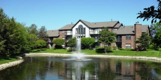 The Pointe Gallery 3