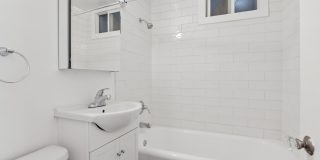 1520 Gough Gallery 14