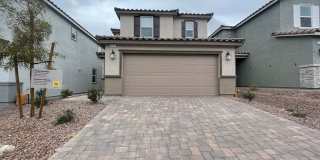 4 Bedroom Home in Mountains Edge! Gallery 1