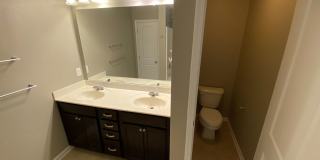 Like-New Townhome in Prime SW Durham Location! Gallery 11