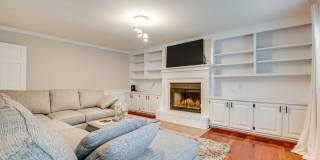 Spacious 6BR House in Marietta Gallery 1
