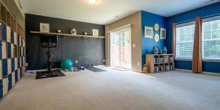 Welcoming 5 Bedroom Home with Versatile Spaces in Durham Gallery 26