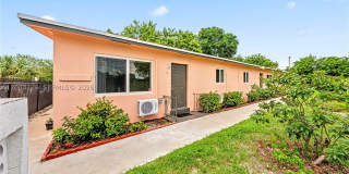 612 NW 10th Ter 612 NW 10th Ter Gallery 1