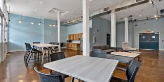 United Jewelers and Lee Hardware Apartments Gallery 25