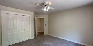 Tri-Level Spring Blvd Home Gallery 53