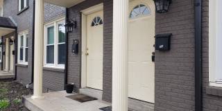 FULLY REMODELED! 2 Bed/1.5 Bath Townhouse! Water/Garbage Included! Walk to APSU! Gallery 1