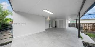 1935 SW 24th Ter Gallery 17