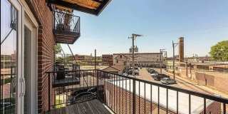 2442 N Clybourn Avenue Gallery 15
