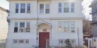 702-704 S 19 St. Gallery 10