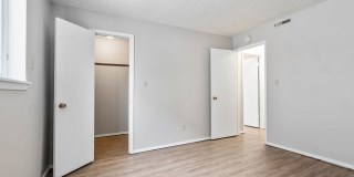 Leavitt Park Apartments - Waterloo, IA Gallery 5