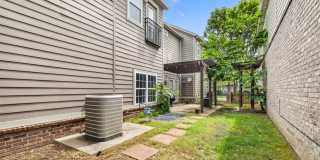 Furnished 3 bed/2.5 bath Gallery 19