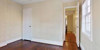 315 CONSTITUTION AVE NE Gallery 27