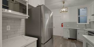 1614 Washington Street Gallery 13