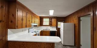Crosswell Area-4 Bedroom, 2 Bathroom House Gallery 7