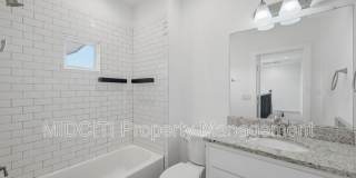 895 E Mather St Gallery 28