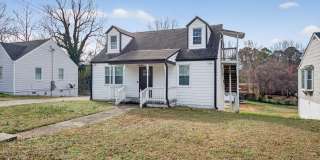 Charming Duplex 2BR + Upstairs 1BR Studio Gallery 24