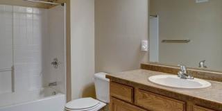 Hawk Pointe Apartments Gallery 8