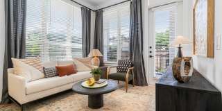 Caroline at Memorial Gallery 4