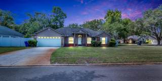 236 CLOVER Court Gallery 1