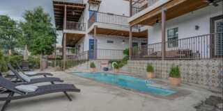 1542 N Alamo Gallery 14