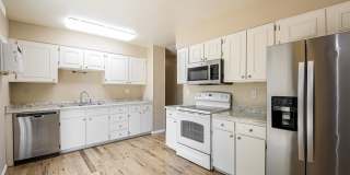 Hidden 3 bed/ 2 bath Gem in Morrison Gallery 5