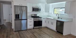 6130 Hazeltine Gallery 2
