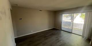 Spacious 2 Bed / 1 Bath Upstairs Condo in San Carlos – Utilities Included! Spacious 2 Bed / 1 Bath Upstairs Condo in San Carlos – Utilities Included! Gallery 6