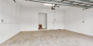 8037 NW 42nd St Gallery 36