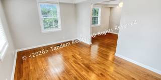 313 Chamberlin St Gallery 2