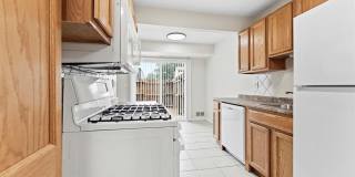 15588 Dupage Boulevard Gallery 4