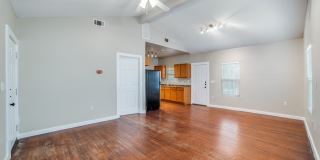 TOBIN HILL COTTAGE Gallery 12