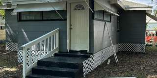 Fully Renovated 2/1 + Bonus Room Single Family Available Now! Gallery 6