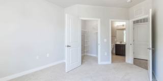 Radiant Fairfax Ridge Apartments Gallery 36