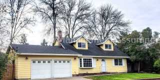 Comfortable 4BD Aloha Home with AC, Fireplace & 2-Car Garage Comfortable 4BD Aloha Home with AC, Fireplace & 2-Car Garage Gallery 1