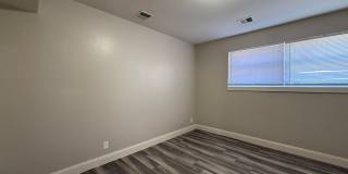 Saint Clair  -  2459 S Gallery 17