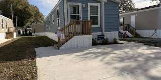 7251 Greenbrier Village Road Gallery 1