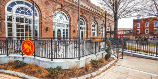 614 E Main Street Gallery 30