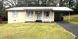 Cute Home Close to RAFB Gallery 1