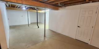 ALL PROSPECTIVE TENANTS MUST SUBMIT A $58 NON-REFUNDABLE APPLICATION FEE PER APPLICANT ONLINE AND BE PRE-QUALIFIED PRIOR TO ANY SHOWINGS Gallery 14