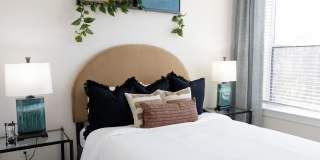 District at Riverside Gallery 27