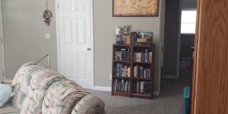 3bed/1bath in Kenwood neighborhood Gallery 14