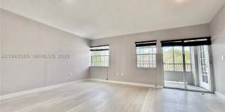 2811 N Oakland Forest Dr Gallery 25