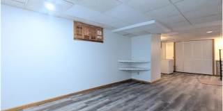 1618 Beech Street Gallery 13