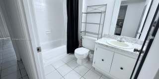 300 NW 42nd Ave Gallery 6