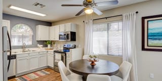 Destinations Alexander Age 55+ Apartment Homes Gallery 1