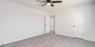 11715 N Francis Avenue Gallery 25